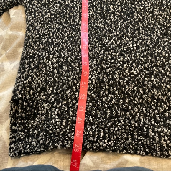 Vince knit Tunic - Picture 2 of 6